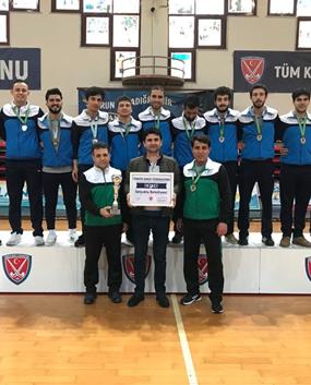 HOKEY SÜPER LİGİ’NDE SELÇUKLU BELEDİYESPOR FIRTINASI