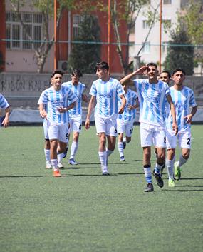 U18’DE ŞAMPİYON SELÇUKLU BELEDİYESPOR 