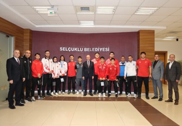 MİLLİ SPORCULAR (2)